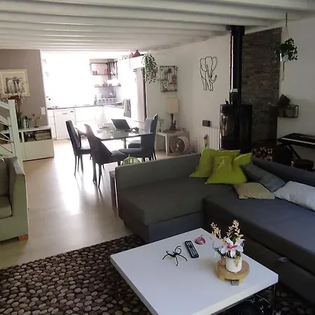 Maison Proche De 别墅 圣埃尔布兰